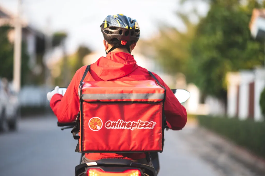 mockup online pizza rozvoz